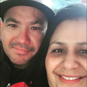 Meet your Posher, Esperanza